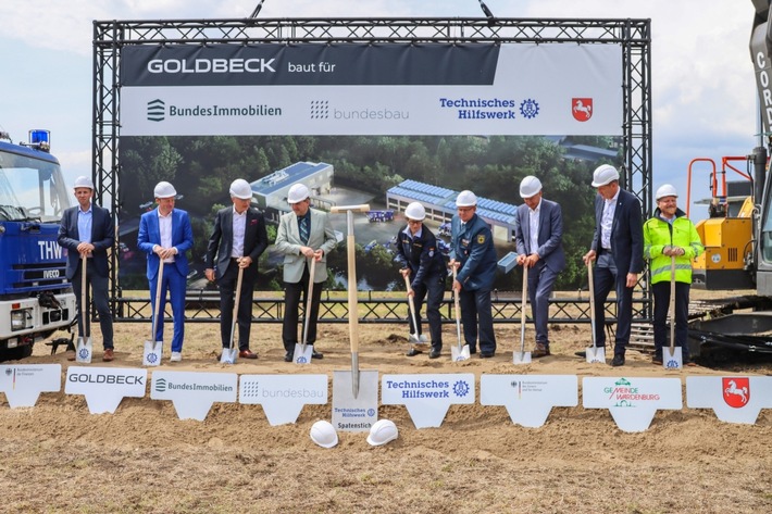THW HB-NDS: Bundesweites THW-Bauprogramm: 1. Spatenstich in Wardenburg