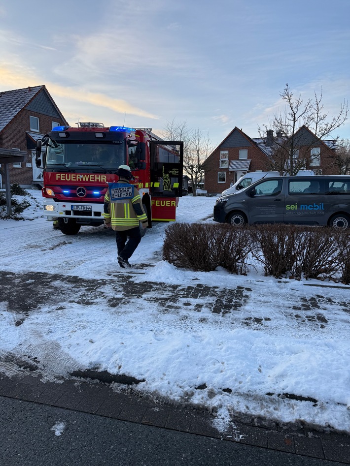 FW-DT: Feuer auf Balkon