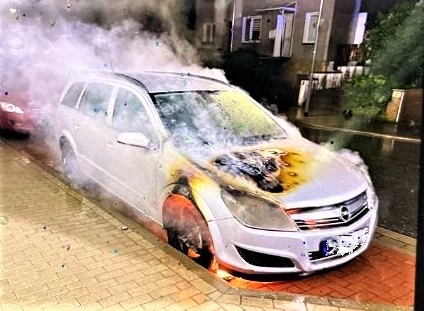 LPI-NDH: Auto in Brand gesetzt