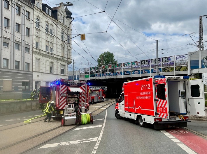 FW-BO: Rauchentwicklung in Wohnung an der Dorstener Straße - Bewohnerin vorsorglich ins Krankenhaus gebracht