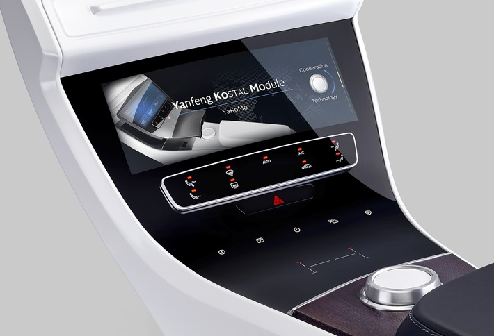 Yanfeng Automotive Interiors and KOSTAL present smart surfaces in 3D glass / Jointly developed module celebrates its global launch at the IAA