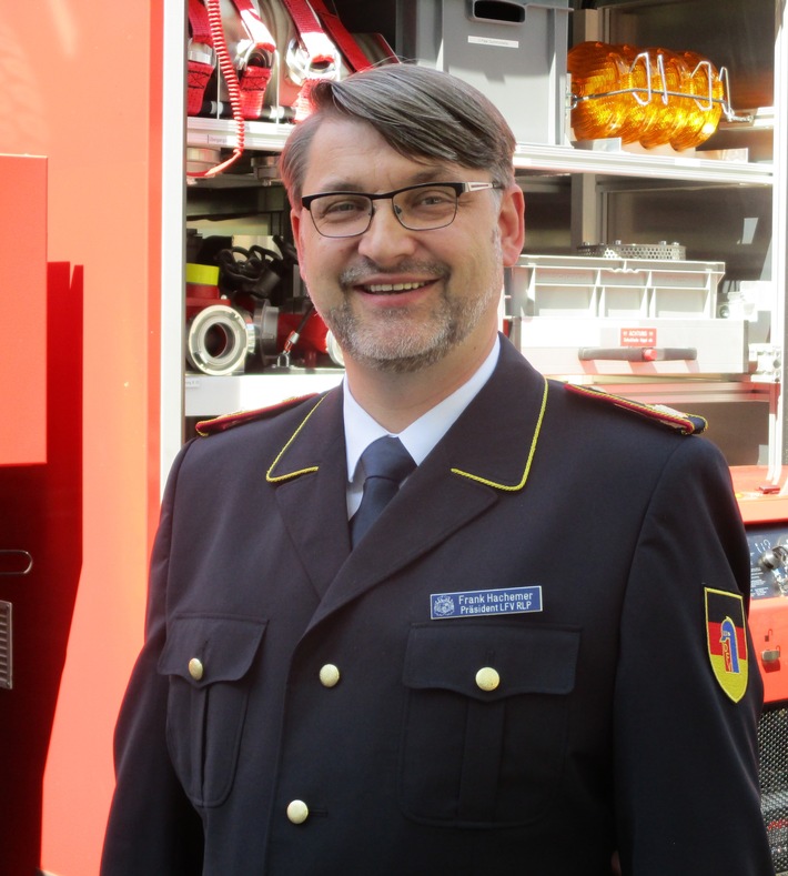 29. Deutscher Feuerwehrtag startet in 500 Tagen / DFV-Großveranstaltung in Hannover steht unter Motto &quot;Sicherheit.Leben&quot;