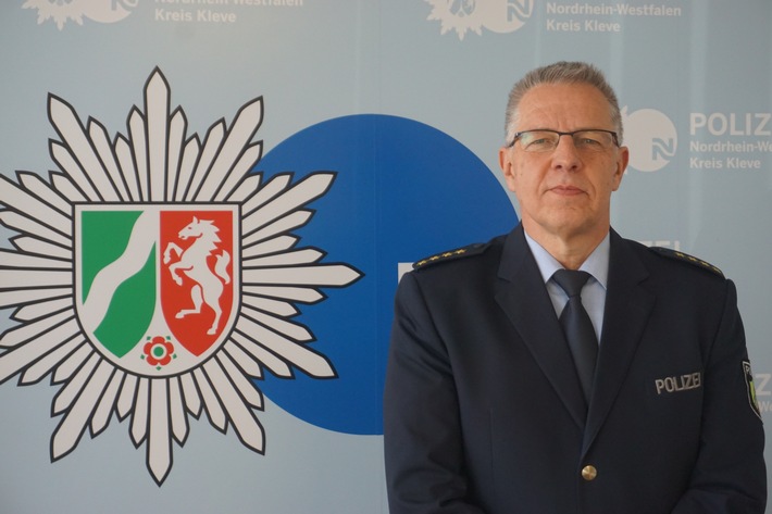 POL-KLE: Kleve - Uwe Lottmann neuer Abteilungsleiter der Polizei im Kreis Kleve / Beförderung zum Leitenden Polizeidirektor