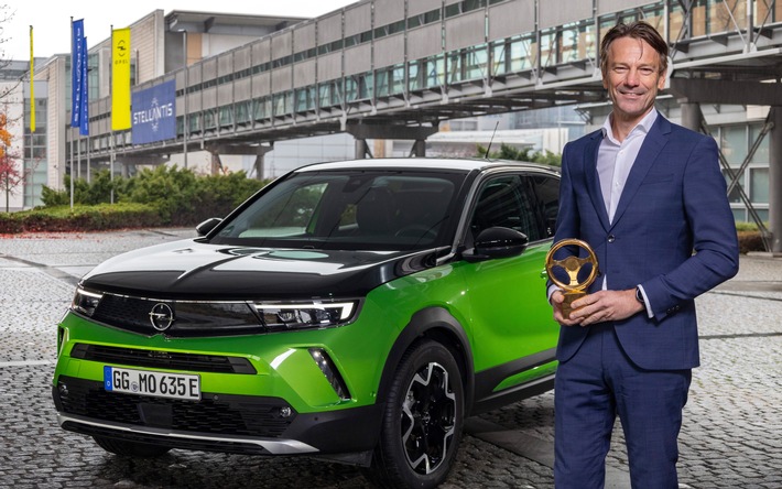 Siegertyp: Neuer Opel Mokka-e gewinnt das &quot;Goldene Lenkrad 2021&quot;