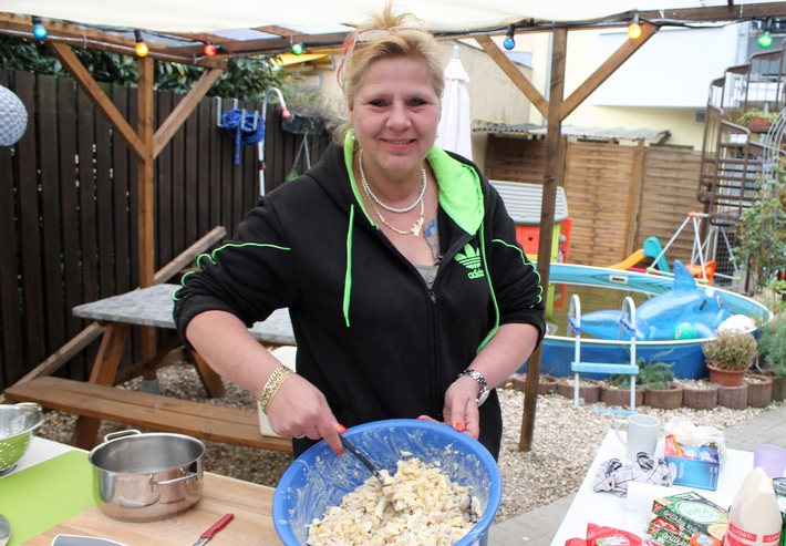 Kochen kreativ mit Mama Wollny: RTL II zeigt die zweite Staffel von "Lecker Schmecker Wollny"