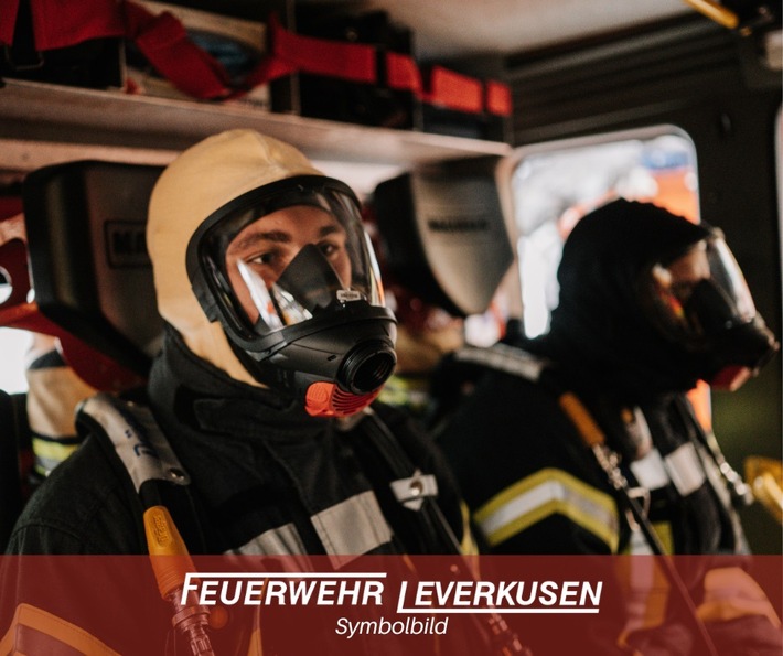 FW-LEV: Brand in einem leerstehenden Mehrfamilienhaus