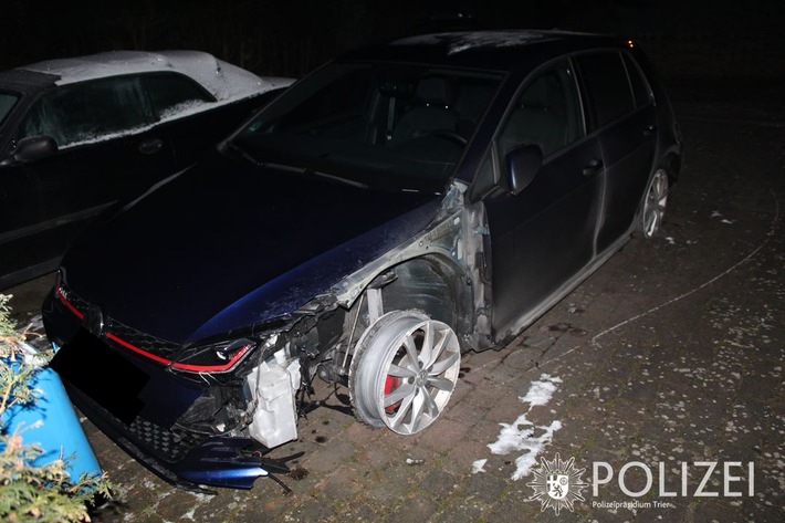 POL-PDWIL: Unfallflucht auf zwei Reifen
