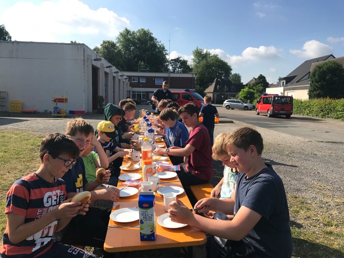 Feuerwehr Weeze: Teambuilding der Jugendfeuerwehr Weeze