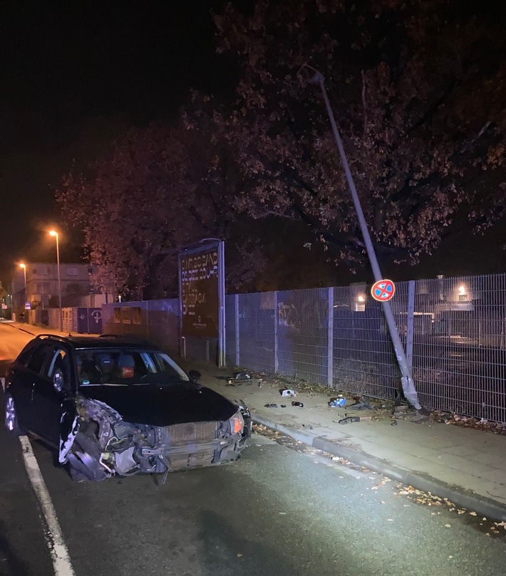 POL-BI: Laterne stoppt Fahrt eines Betrunkenen