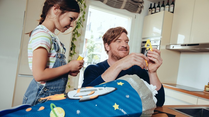 Wenn Wissen wächst und die Umweltbelastung sinkt: mit dem Blauen Engel umweltbewusst ins neue Schuljahr