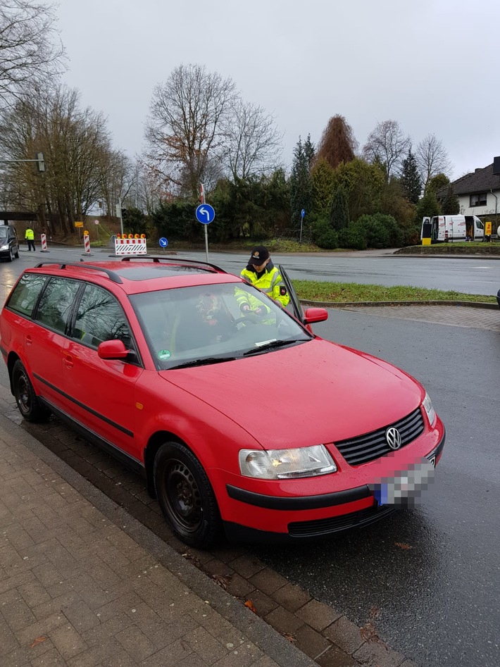 POL-HM: Alkohol- und Drogenkontrolle auf der B217