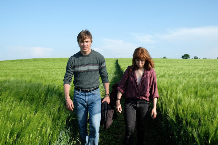 ZDF-Thriller "Verräter - Tod am Meer" mit Schuch und Herzsprung (FOTO)