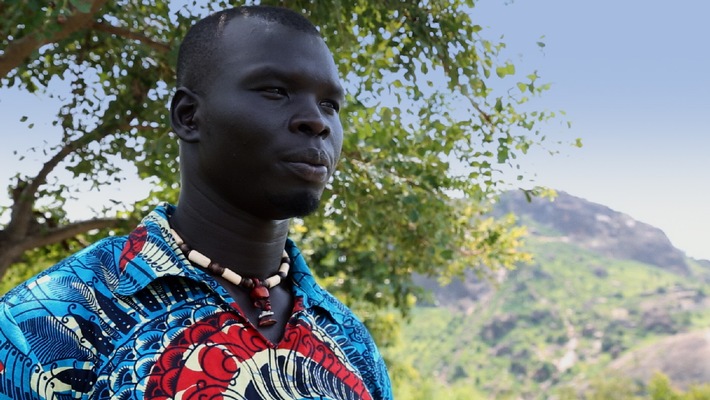 Zum Unabhängigkeitstag des Südsudan: &quot;Wir waren Rebellen&quot;/ ZDF-Dokumentarfilm über ehemaligen Kindersoldaten (FOTO)