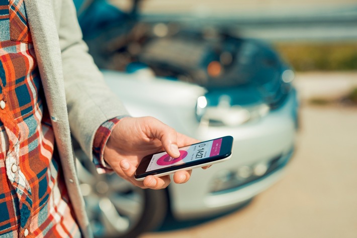 Studie: Jeder zehnte deutsche Autofahrer parkt mit digitaler Unterstützung