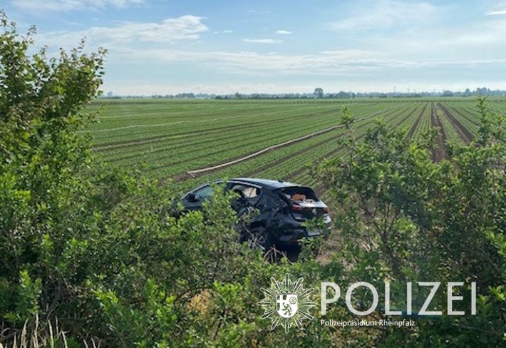 POL-PDNW: Polizeiautobahnstation Ruchheim - Unfall mit Personenschaden auf der A61