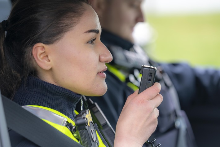 POL-ME: Schülerinnen belästigt - Polizei ermittelt - Heiligenhaus - 2208107