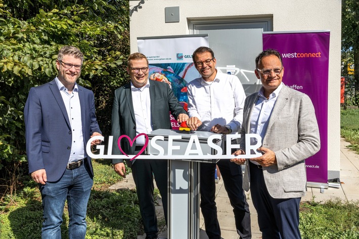 Stadt Bottrop und Westconnect nehmen Glasfasernetz in Betrieb