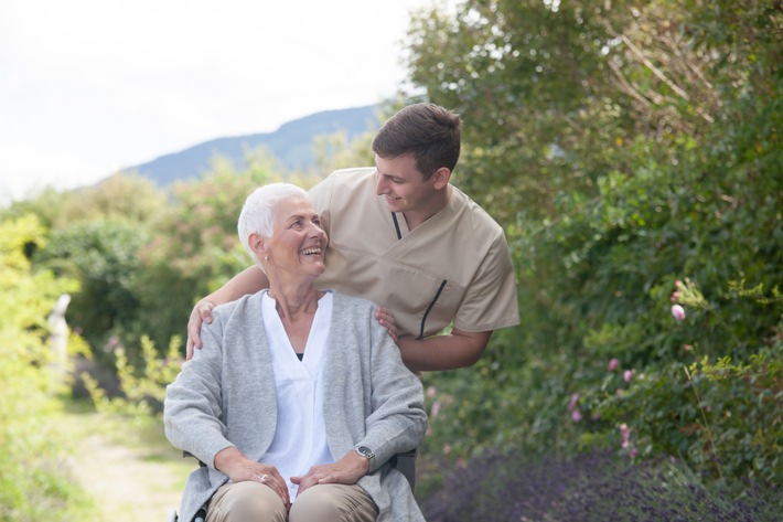 Experten-Forum: Wie ätherische Öle Therapie und Pflege unterstützen