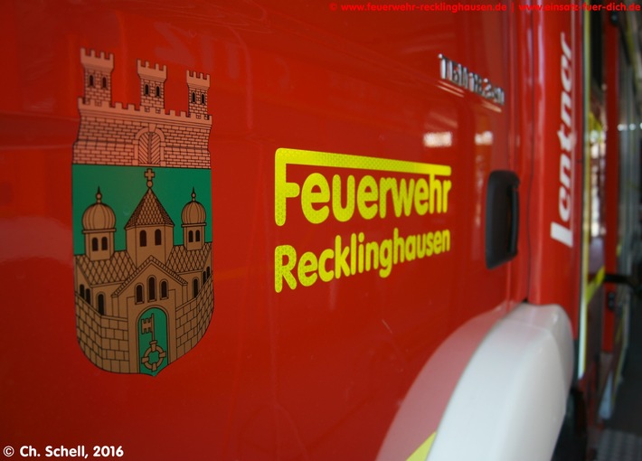 FW-RE: Recklinghäuser Feuerwehr im überörtlichen Hochwassereinsatz