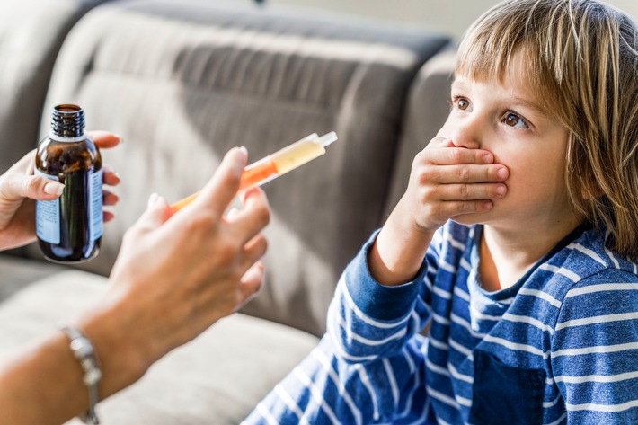 So klappt´s auch mit dem Zäpfchen / Den Kindern Medizin zu verabreichen geht leichter, wenn Eltern einige Tricks anwenden