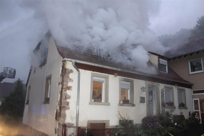 POL-PDKL: Wohnhausbrand mit hohem Sachschaden