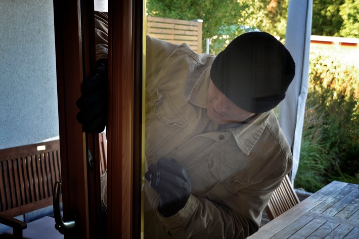 POL-PPWP: Einbruch - Fenster war gekippt!