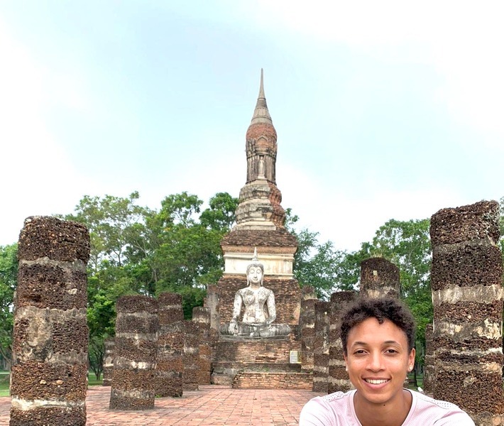 Malaika Mihambo in Thailand / INTER Versicherung gratuliert Partnerin Malaika Mihambo zum WM-Titel / Mihambo spricht über Meditieren, Rituale und Ziegenmilch. Weiterer Text über ots und www.presseportal.de/nr/25270 / Die Verwendung dieses Bildes ist für redaktionelle Zwecke honorarfrei. Veröffentlichung bitte unter Quellenangabe: "obs/INTER Versicherungsgruppe"