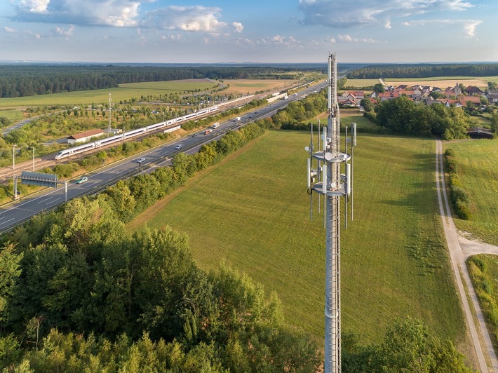 Presseinladung: 5G-ConnectedMobility-Testfeld: Bundesminister Andreas Scheuer informiert sich über Zukunftsprojekte (FOTO)