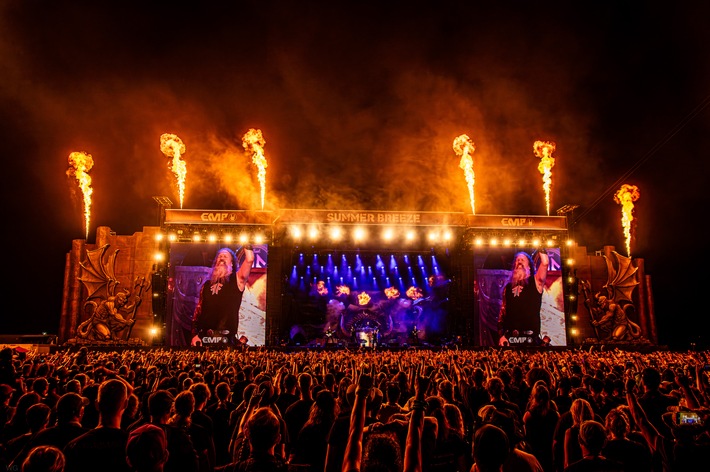 Metal Festival in Bayern feiert Rekorde bei 25. Jubiläumsedition / 45.000 Fans feiern ausgelassen und friedlich in Dinkelsbühl