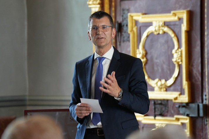 POL-OS: Friedo de Vries neuer Präsident der Polizeidirektion Osnabrück