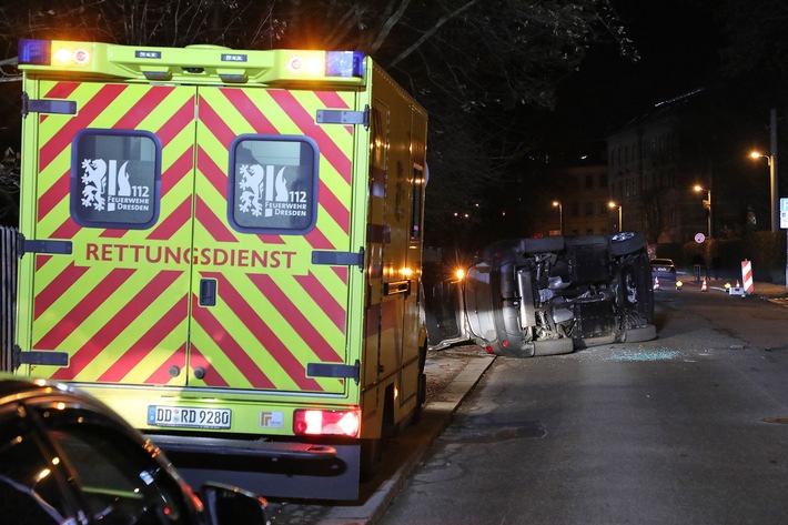 FW Dresden: Informationen zum Einsatzgeschehen der Feuerwehr Dresden vom 28. November 2022