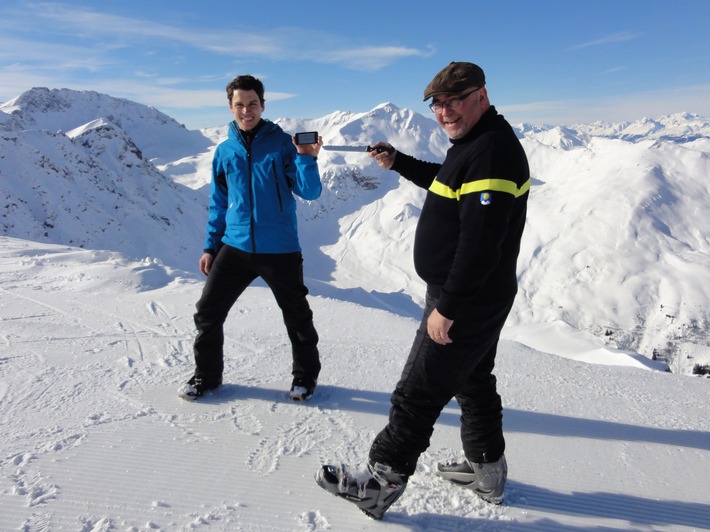 Gipfeltreffen von PeakFinder und PanoramaKnife (BILD)