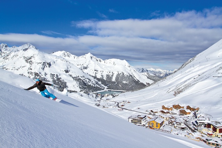 Kühtai im Mittelpunkt der internationalen Ski und Snowboard Szene - feierliche Eröffnung der neuen WiesBergBahn - BILD