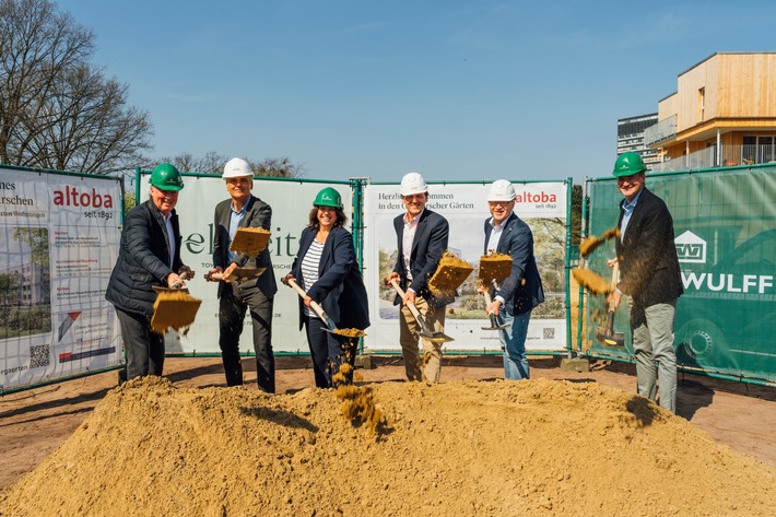 Spatenstich: Baustart für die Othmarscher Gärten