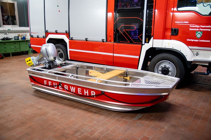 FW Finnentrop: Neues Rettungsboot