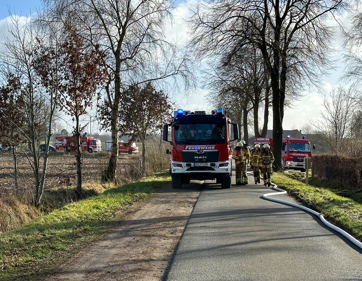 FW Osterholz-Scharm.: Landwirtschaftliches Anwesen vor Totalverlust bewahrt