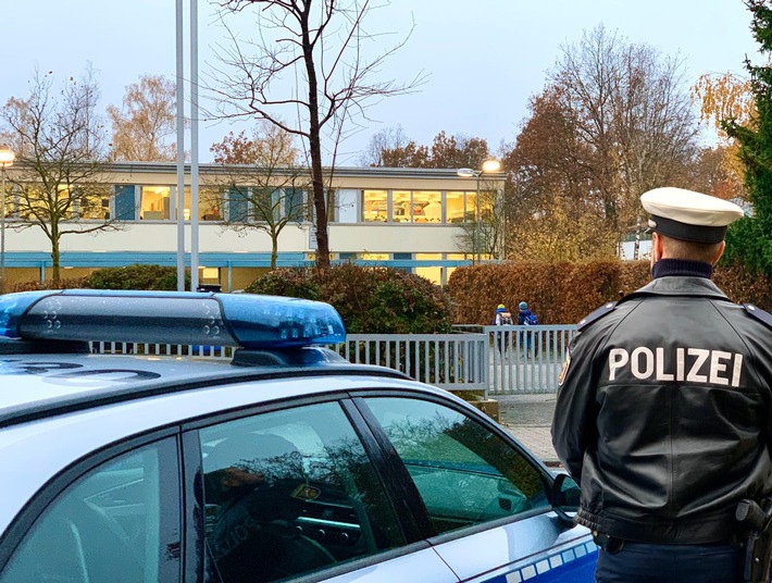 POL-PPWP: Polizei hat Schulwege im Blick
