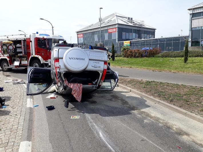 Fahrzeug wo sich &uuml;berschlagen hat