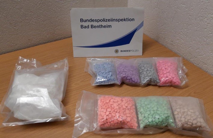 BPOL-BadBentheim: Kokain und Ecstasy im Wert von rund 74.000 Euro geschmuggelt / 26-Jähriger in Untersuchungshaft