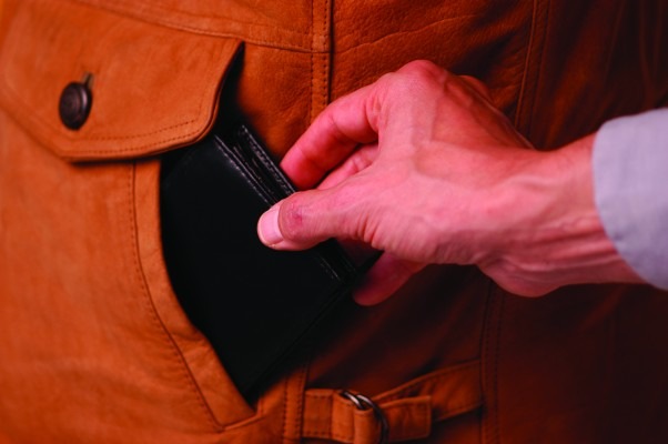POL-PPTR: Tipps zur Verhinderung von Taschendiebstählen