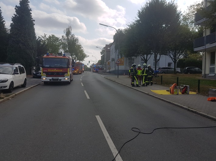 FW-BO: Küchenbrand in der Prinz-Regent-Straße in Bochum