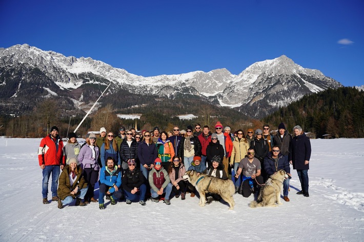 Sonnensicher statt schneesicher: Wie Wandern den Wintertourismus stärkt