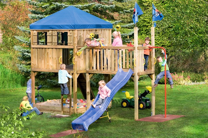 Spielgeräte für den Garten Sicherheit beachten Presseportal