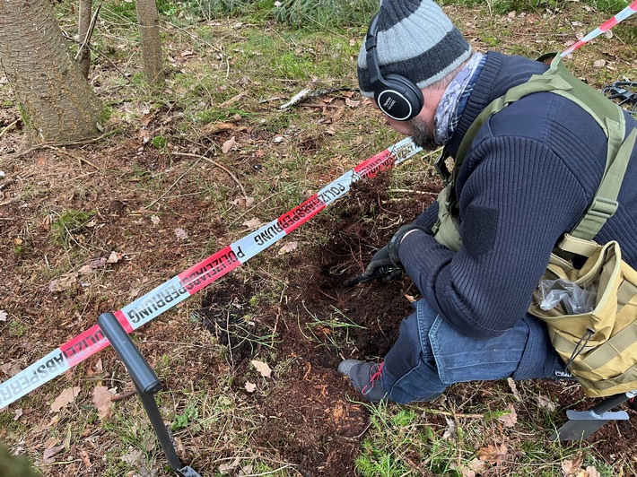 POL-LG: Polizeidirektion Lüneburg Cold Case: Umfangreiche Absuche des Landesforsts Lohbergen im Mordfall Gitta Schnieder beendet