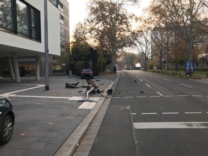 POL-PPMZ: Verkehrsunfall mit Personenschaden - Zeugen gesucht