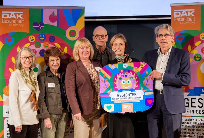 Nach Landessieg: Pflegeprojekt aus Niedersachsen gewinnt Sonderpreis bei bundesweitem DAK-Wettbewerb