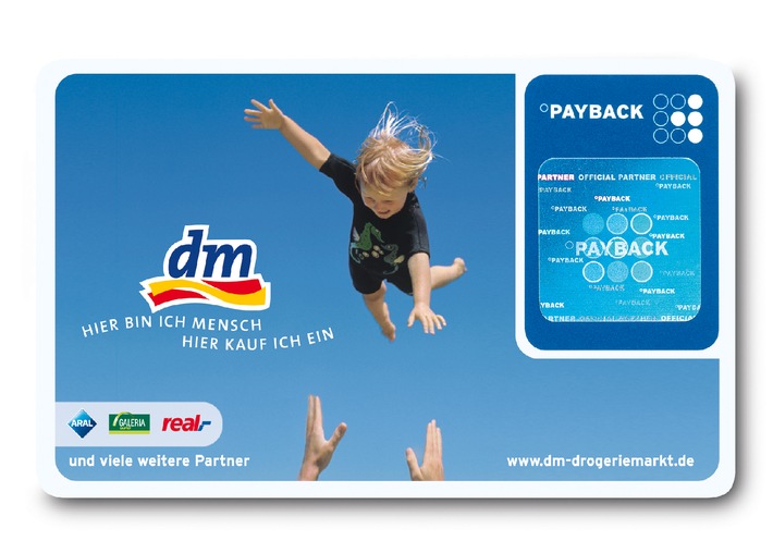 dm-drogerie markt und Payback vereinbaren langfristige Partnerschaft / dm-Kunden nutzen Karten intensiv