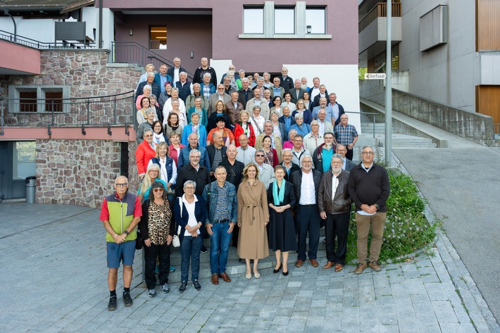 Pensionistinnen und Pensionisten der LLV auf den Spuren der Walser