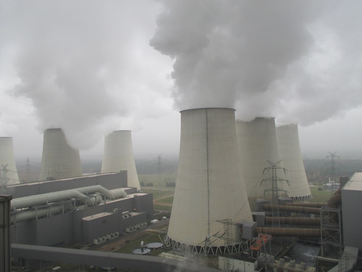 "Braunkohle - Klimakiller mit Zukunft?" / ZDF-Umweltreihe "planet e." über die Zukunftschancen des fossilen Brennstoffs (FOTO)