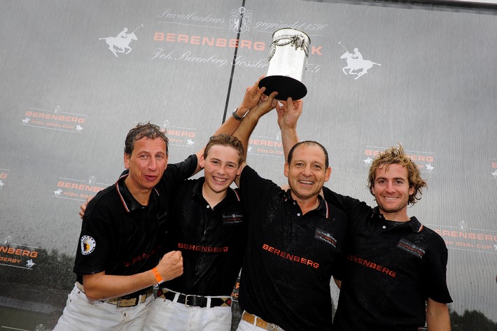 Team Berenberg gewinnt Auftakt der High Goal Polo-Saison in Hamburg (mit Bild)